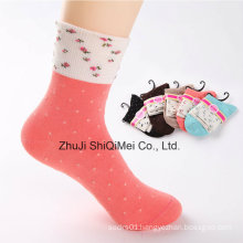 Manufacturers Custom Wholesale Casual Ladies Girls Tube Socks